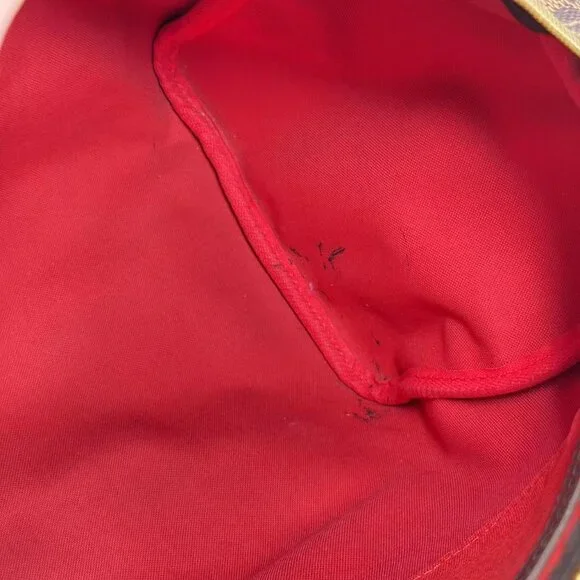 Louis Vuitton Damier Ebene Speedy 30 Bag with Classic Checkerboard Design - Picture 9 of 9